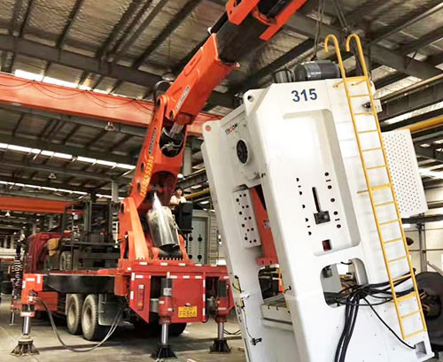 河间提升工作效率，选择优质折臂吊租赁服务