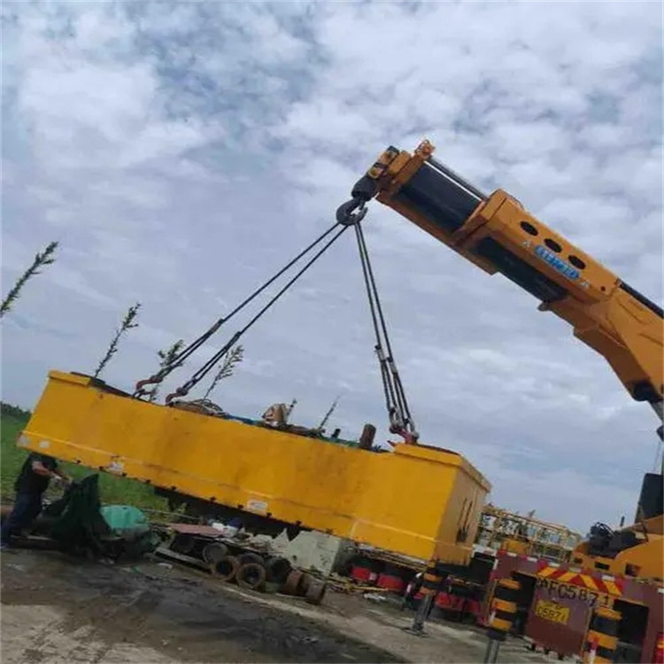 河间随车吊吊集装箱怎么吊